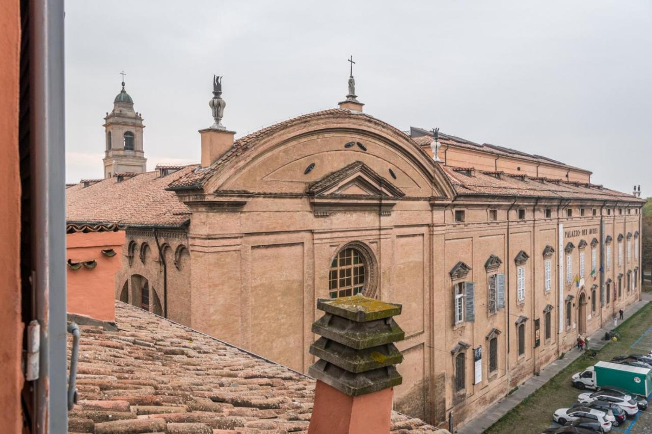 L'Altana Di Emilia Suite Модена Экстерьер фото